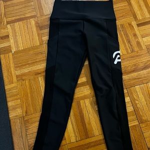 Peloton rob pocket legging. Size small and new without tags